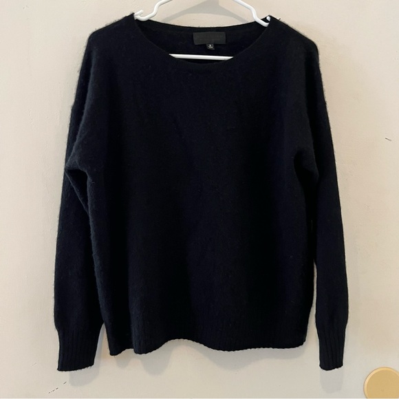 Nili Lotan | black cashmere sweater - Picture 2 of 6